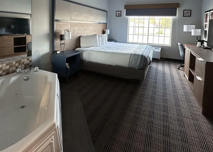 Hotel Americinn By Wyndham, Galesburg, Il 3*