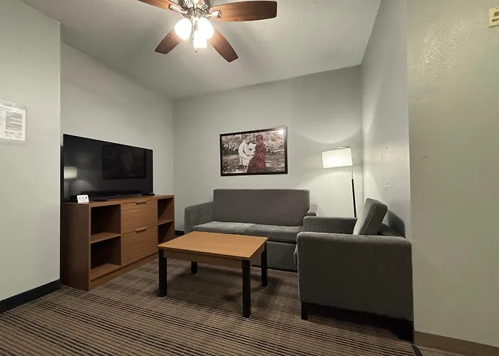 Hotel Americinn By Wyndham, Galesburg, Il 3*